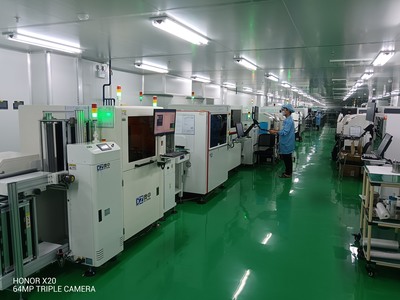 拓展海外市場(chǎng) 龍泉驛區(qū)電子元器件批發(fā)企業(yè)成功“出海”越南